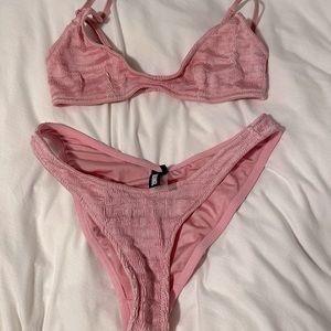 ⭐️⭐️ LIGHT PINK MAIA TRIANGL SCOOP BIKINI